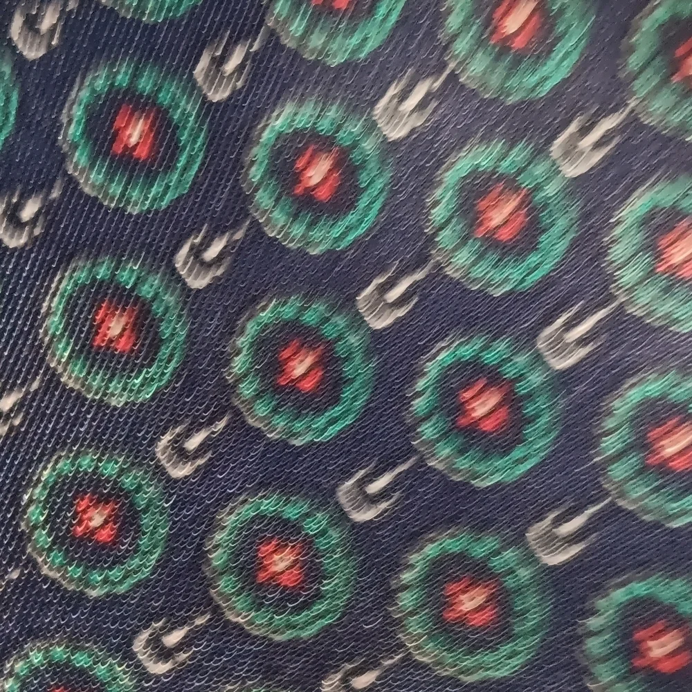 100 SILK Tie